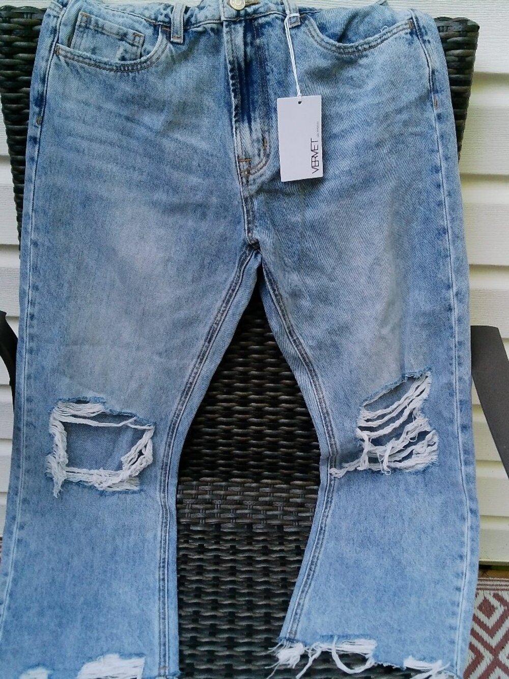 VERVET SIZE 28 JEANS NEW WITH TAGS